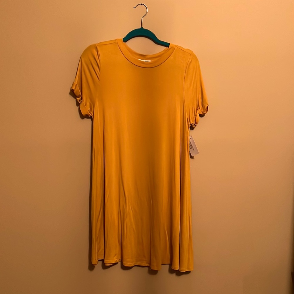 Mustard yellow tshirt dress
